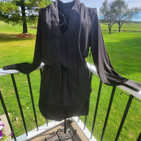 Beaded Smocked Blouson Dress, size M, NWT - Picture 4 of 11